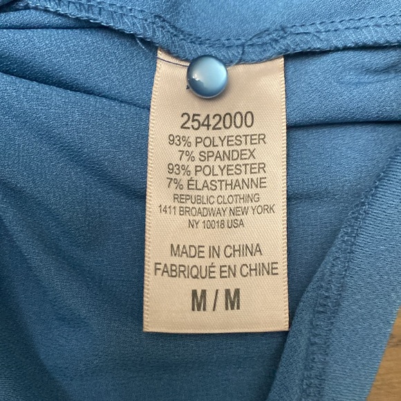 BNWOT Blue Philosophy Blouse - Picture 8 of 8